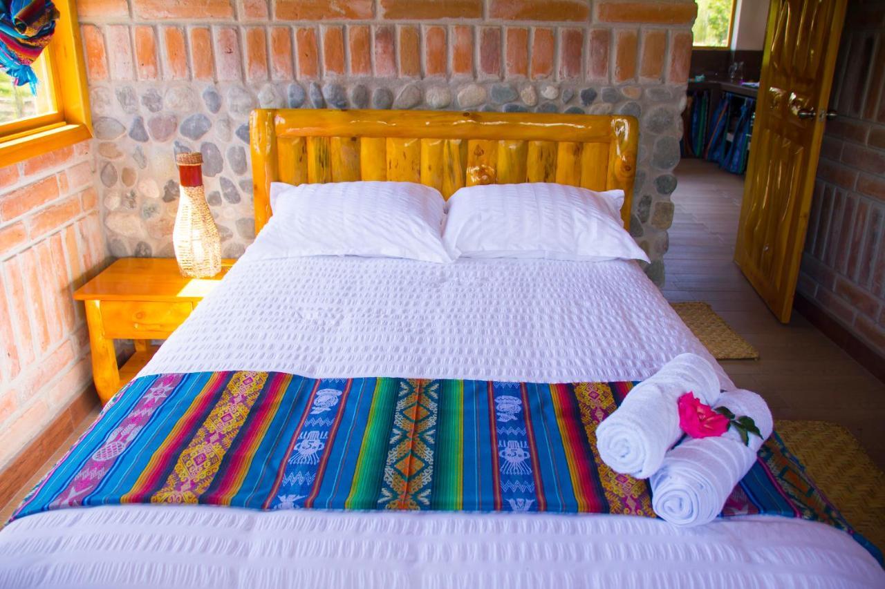 Watzara Wasi Cottage Familiar Camprestre Y Lofts En Cotacachi Buitenkant foto