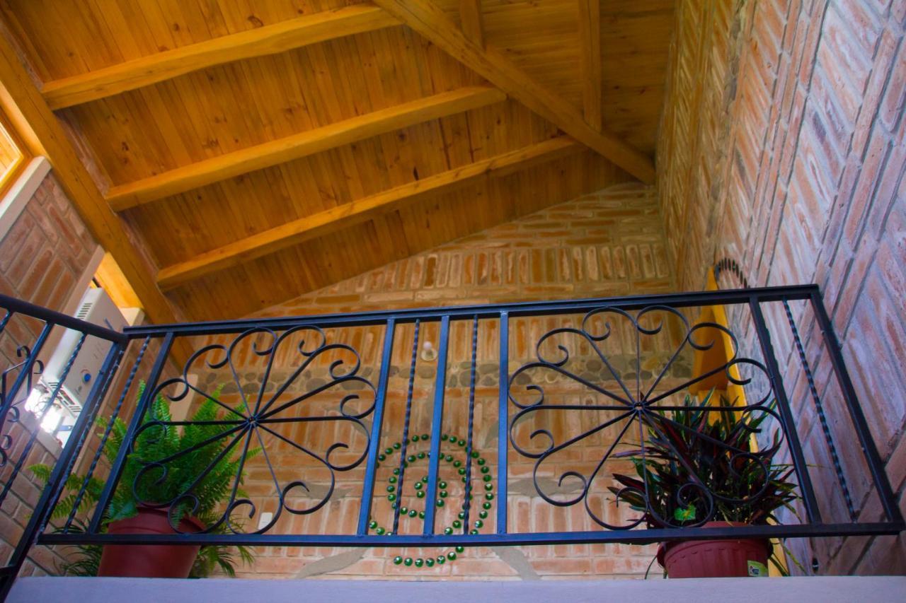 Watzara Wasi Cottage Familiar Camprestre Y Lofts En Cotacachi Buitenkant foto